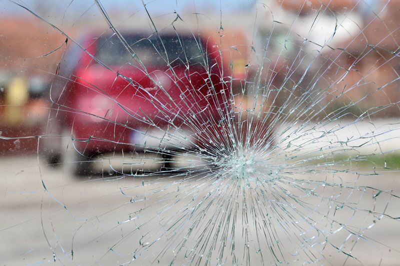 Avoid These 3 Things After Being Involved in a Car Accident, things you should not do after an auto accident